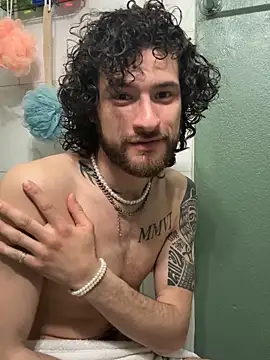 Snapshot of Vanillamexican chatting on 02/11/25, 11:10 Vanillamexican online show from 02/11/25, 11:10