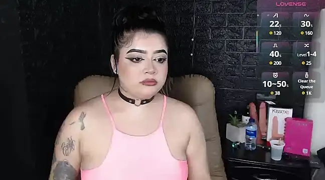 Snapshot of _ValeryStone_ chatting on 02/19/25, 11:28  ValeryStone  online show from 02/19/25, 11:28