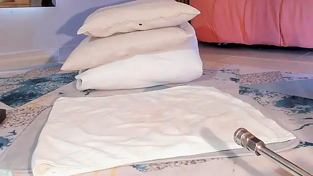 Eilin clio online show from 03/08/25, 07:42