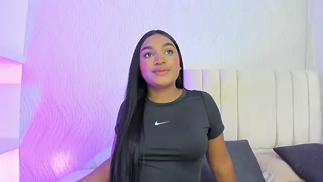 Snapshot of kayna_gomez chatting on 11/25/25, 07:03 kayna gomez online show from 11/25/25, 07:03