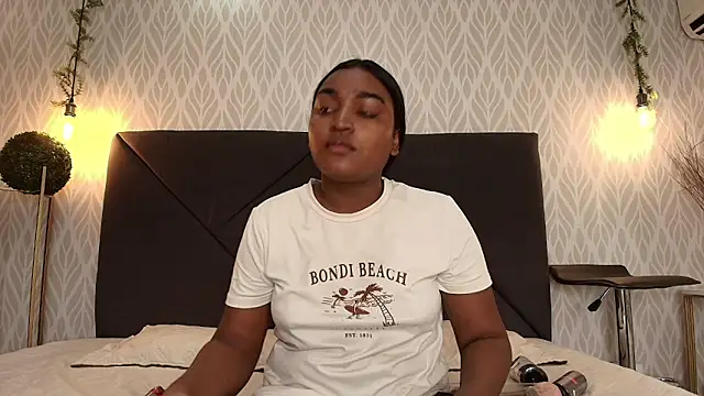 kayna gomez online show from 02/12/26, 07:20