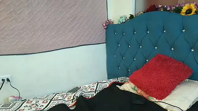 Milkdulce1 online show from 02/10/26, 01:15