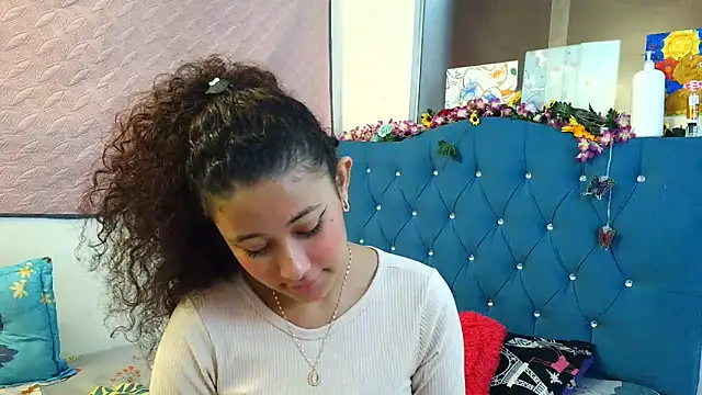 Milkdulce1 online show from 03/19/26, 01:59