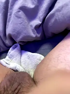 Snapshot of Hugo76578 chatting on 10/23/25, 02:27 Hugo76578 online show from 10/23/25, 02:27