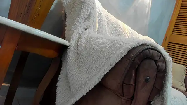 Snapshot of Dylanstonne chatting on 12/09/24, 08:44 Dylanstonne online show from 12/09/24, 08:44