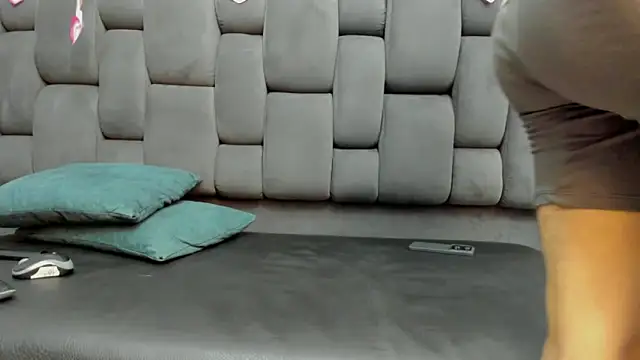 Yef Thin online show from 02/09/25, 10:42