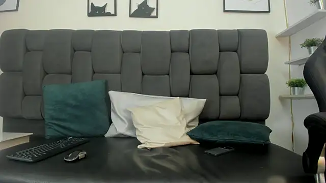 Yef Thin online show from 03/11/25, 04:32