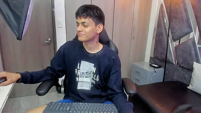 Yef Thin online show from 11/22/25, 04:00