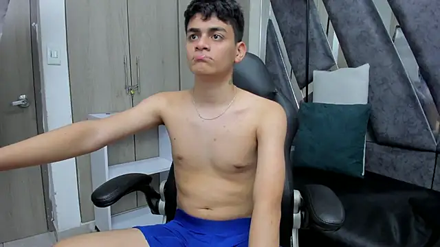 Yef Thin online show from 02/04/26, 03:56