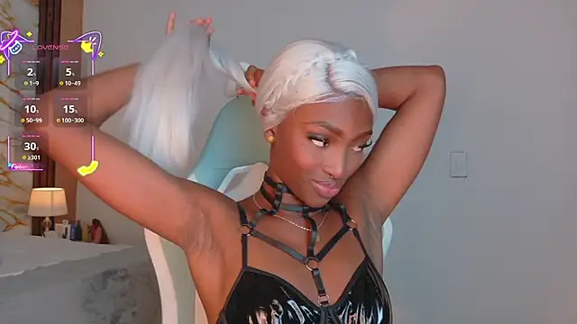 ahvi ebony online show from 03/26/26, 01:06