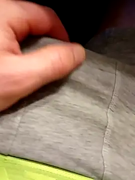 Snapshot of nos2sex69 chatting on 12/11/24, 06:52 nos2sex69 online show from 12/11/24, 06:52