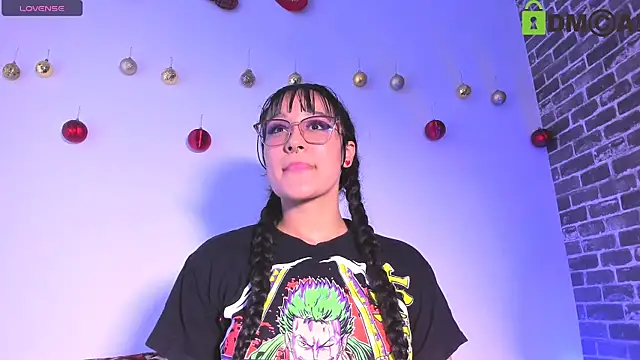 Snapshot of chunn_liioo chatting on 12/27/24, 03:20 chunn liioo online show from 12/27/24, 03:20