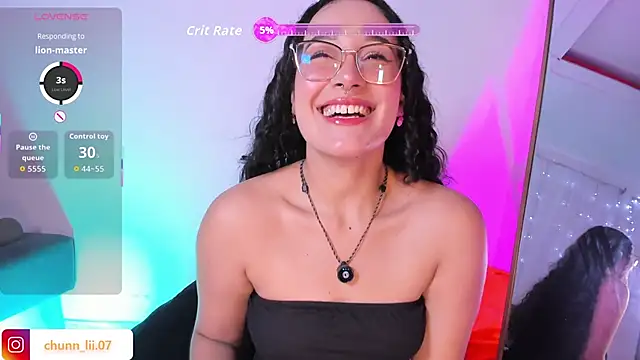 Snapshot of chunn_liioo chatting on 11/04/25, 12:32 chunn liioo online show from 11/04/25, 12:32