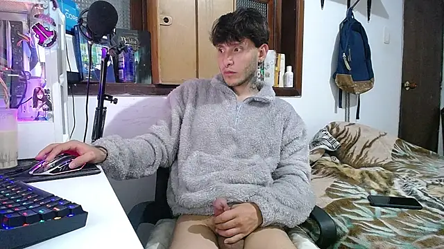 Snapshot of esjrobles chatting on 01/31/25, 06:35 esjrobles online show from 01/31/25, 06:35