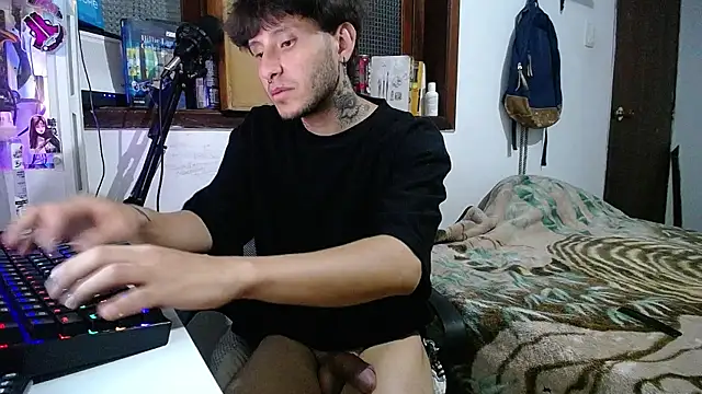 Snapshot of esjrobles chatting on 02/11/25, 06:30 esjrobles online show from 02/11/25, 06:30