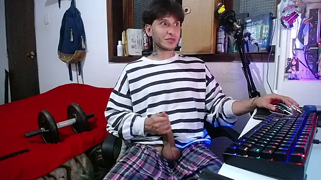 Snapshot of esjrobles chatting on 03/02/25, 07:54 esjrobles online show from 03/02/25, 07:54