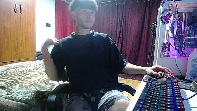 Snapshot of esjrobles chatting on 03/16/25, 11:36 esjrobles online show from 03/16/25, 11:36