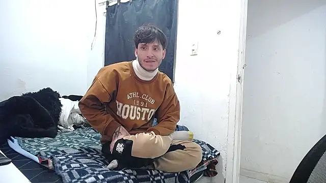 Snapshot of esjrobles chatting on 09/09/25, 01:10 esjrobles online show from 09/09/25, 01:10