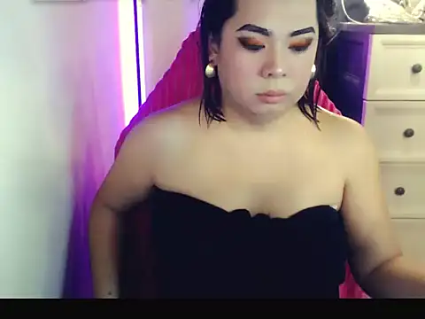 Nathalie Heartxoxo69 online show from 04/09/26, 11:54