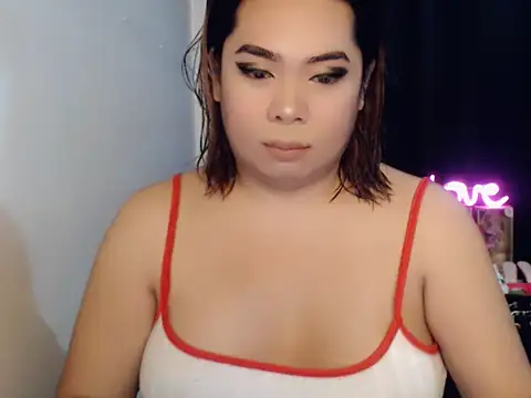 Nathalie Heartxoxo69 online show from 04/19/26, 09:50