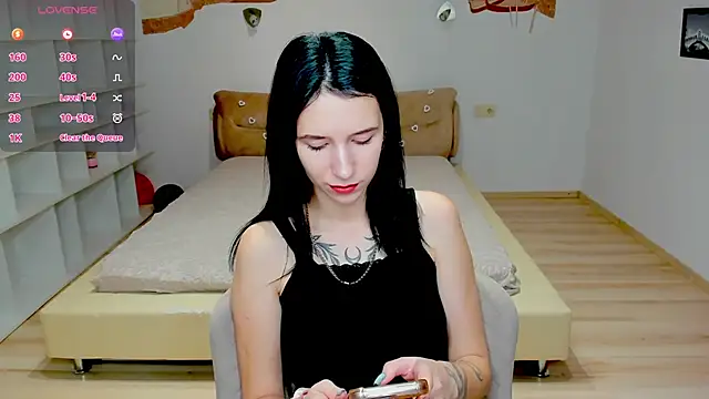 KarolinaBlacks online show from 01/18/25, 06:34