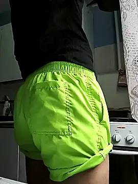 Snapshot of petibacsi96 chatting on 12/05/24, 12:11 petibacsi96 online show from 12/05/24, 12:11