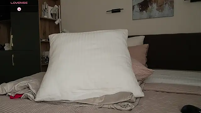 Dasha M online show from 05/27/26, 04:04