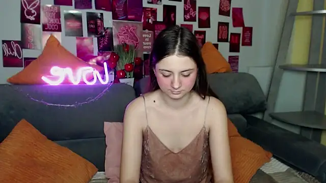 MilanaRoza online show from 11/13/25, 06:01