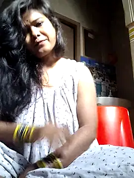 yoursweety09 online show from 03/11/25, 02:21