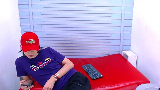 Eban Dustan online show from 02/18/25, 10:47