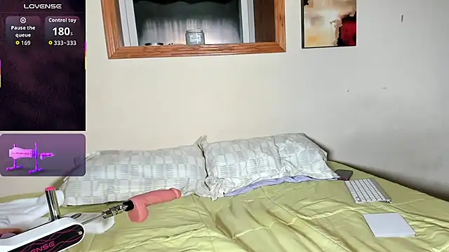 Snapshot of NinaRiveraXO chatting on 12/03/25, 03:25 NinaRiveraXO online show from 12/03/25, 03:25