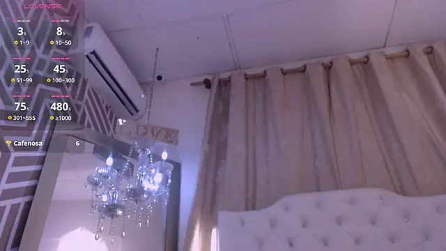 Snapshot of SashaDurante chatting on 05/02/26, 12:32 SashaDurante online show from 05/02/26, 12:32