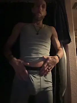 WhiteChocolateSwirlz online show from 03/05/26, 04:08