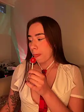 Im Valen Cute online show from 10/23/25, 10:30