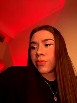 Im Valen Cute online show from 12/04/25, 04:22