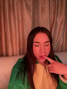 Im Valen Cute online show from 03/26/26, 03:12