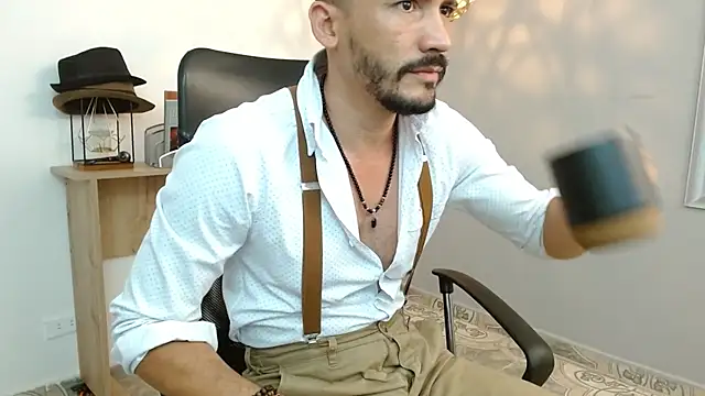 Reiko 85  online show from 02/14/25, 10:04