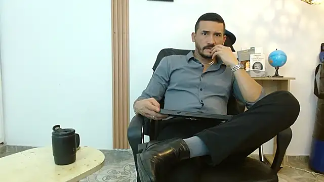 Reiko 85  online show from 10/04/25, 07:34