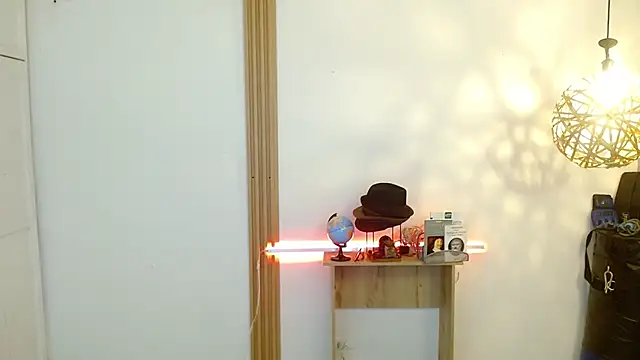 Reiko 85  online show from 11/06/25, 02:40