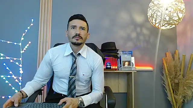 Reiko 85  online show from 02/04/26, 02:34