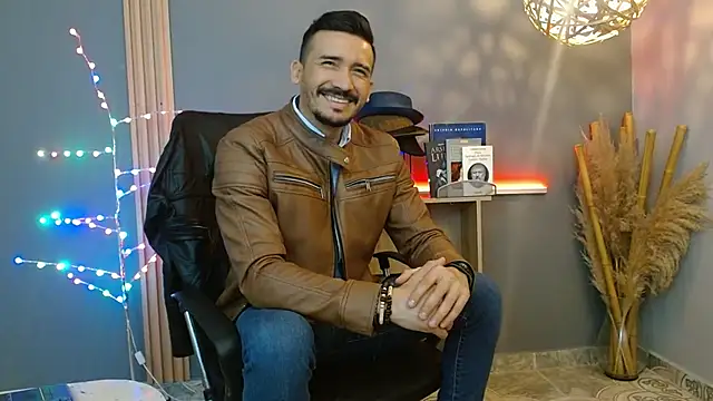 Reiko 85  online show from 02/21/26, 07:15