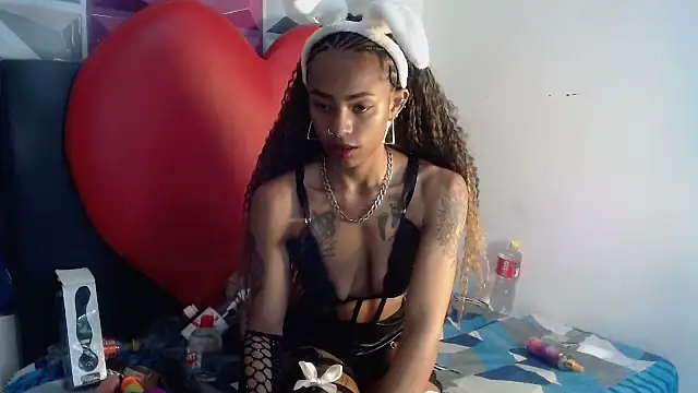 Snapshot of KATALINA__CANDY chatting on 02/15/25, 11:39 KATALINA CANDY online show from 02/15/25, 11:39