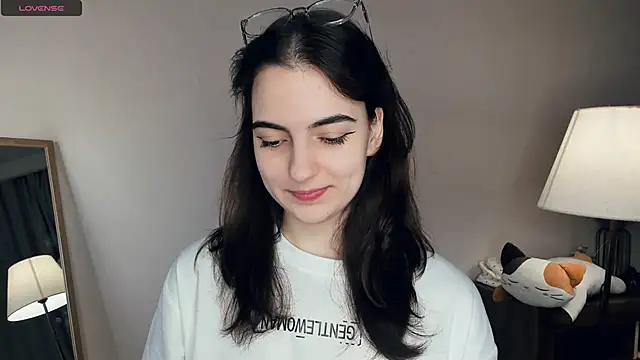 DracosMoon online show from 12/17/25, 07:03