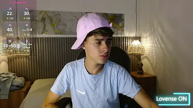 Dyla n18 online show from 10/06/25, 10:07