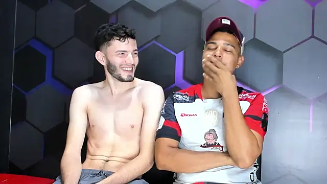 threesome sexy hot online show from 12/24/24, 11:06