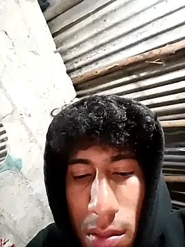 alexander32r online show from 04/26/26, 01:36