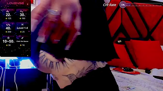 Snapshot of Ivyymmiller chatting on 01/13/25, 09:08 Ivyymmiller online show from 01/13/25, 09:08