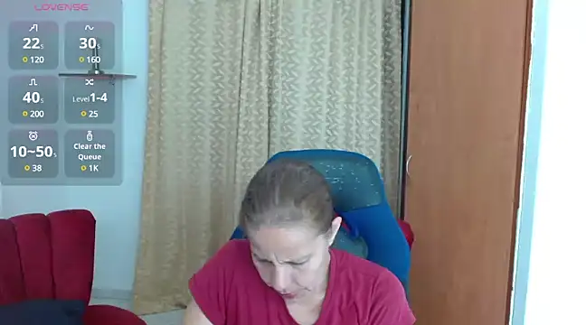 Milf karlye online show from 03/13/25, 01:32