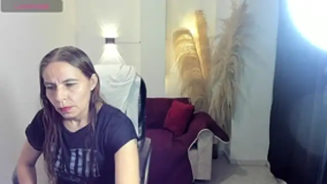 Snapshot of Milf_karlye chatting on 06/12/26, 02:10 Milf karlye online show from 06/12/26, 02:10