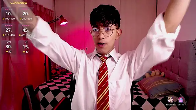 Snapshot of teobowny_ chatting on 01/11/25, 03:52 teobowny online show from 01/11/25, 03:52